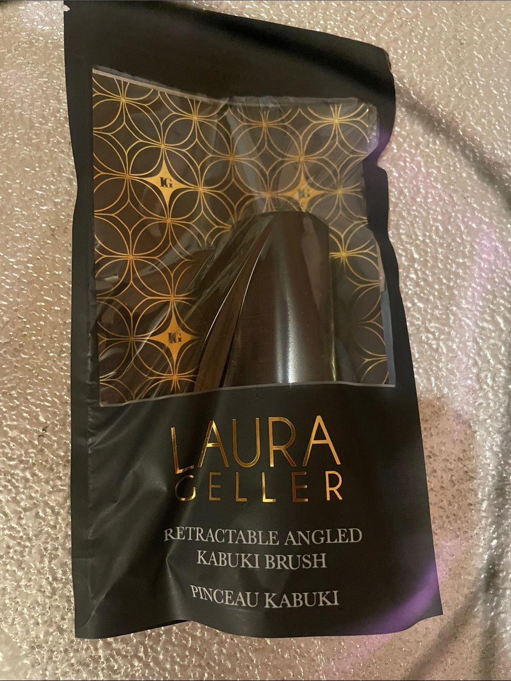 New!  Laura Geller Retractable Angled Kabuki Brush - Black